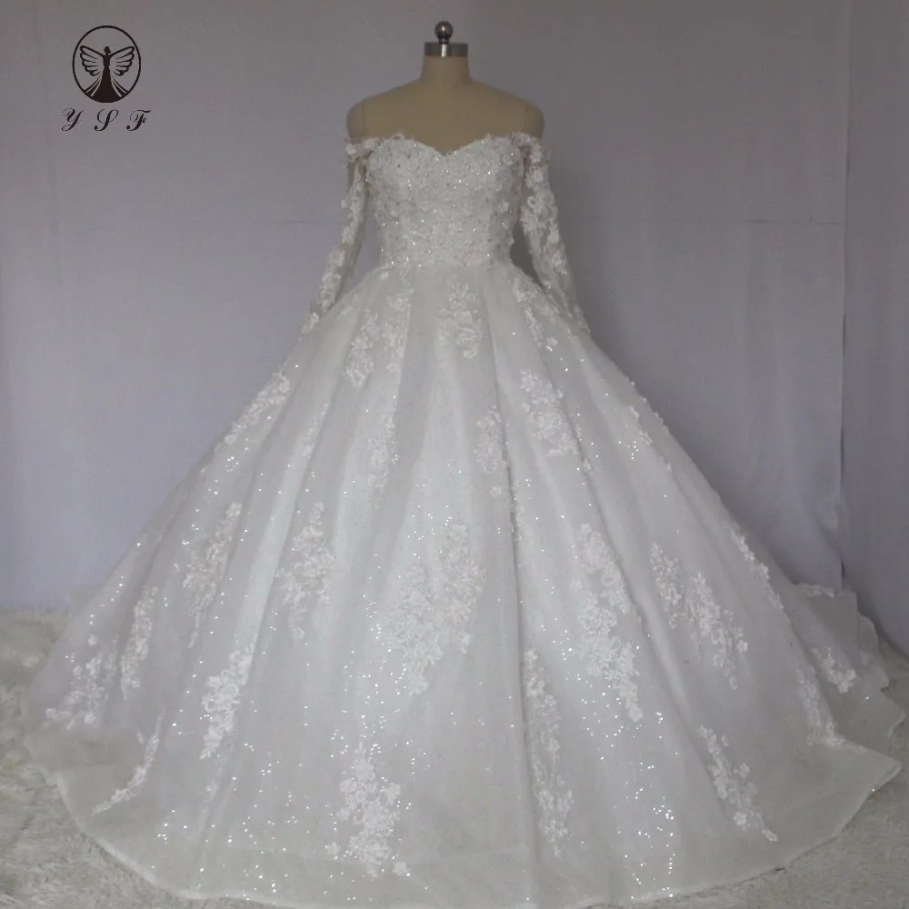 

Vintage Vestidos De Novias Sweetheart Appliqued Beaded Flowers Ball Gown Long Sleeve Wedding Dresses