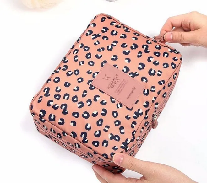 cosmetic bag (2)