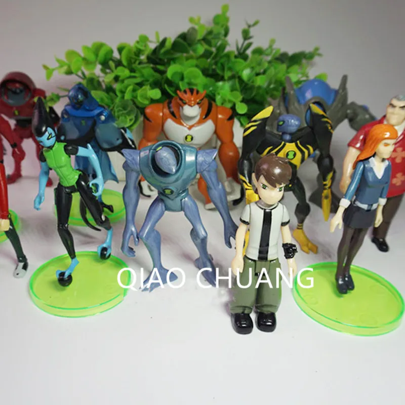 ben 10 gwen figure