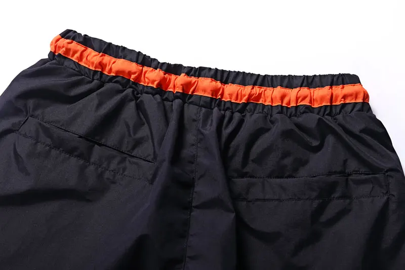 Zipper Pockets Cargo Baggy Shorts 9