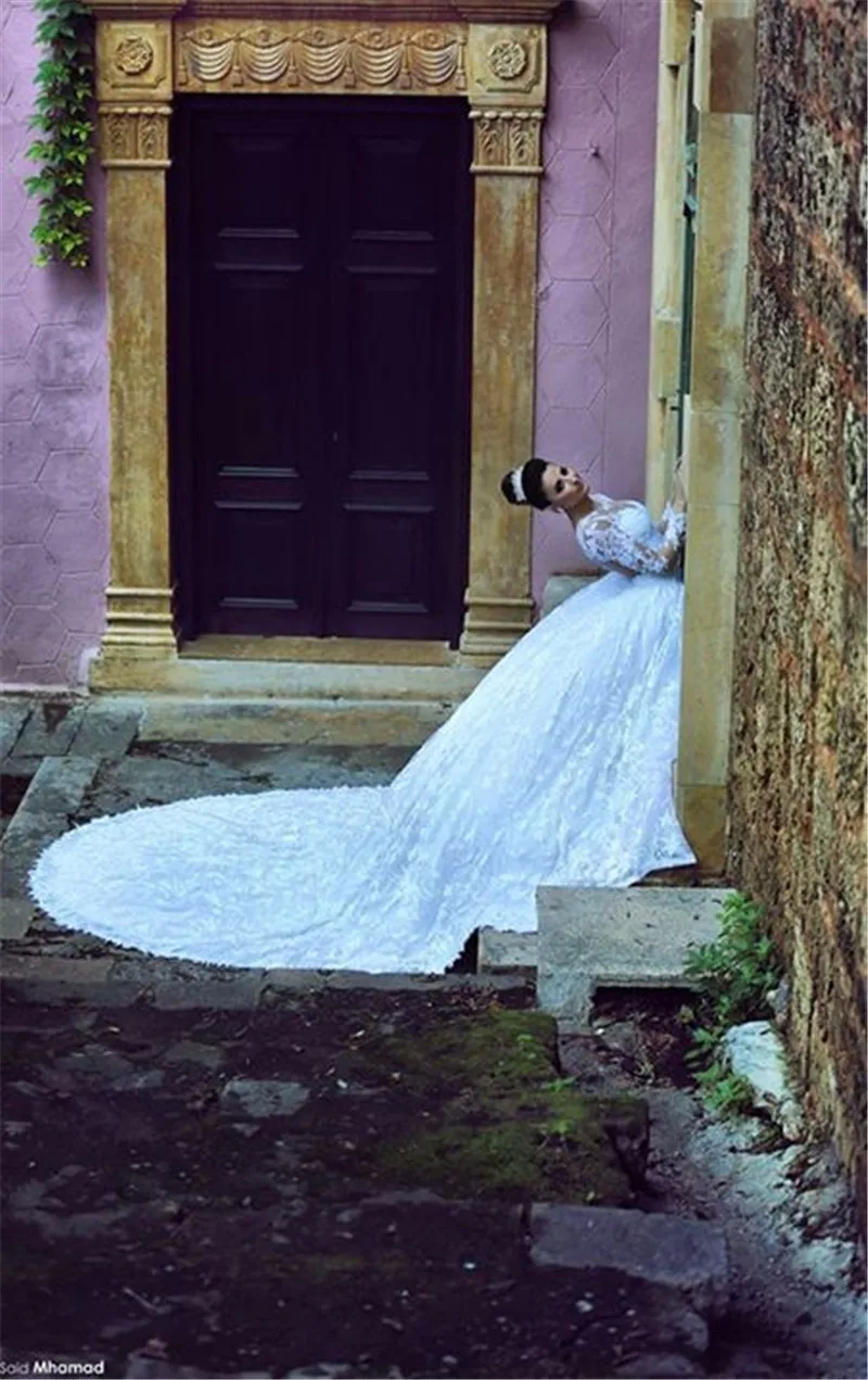 Wedding-Dress-2015-Romantic-CJW-019-Long-Sleeve-White-Lace-Wedding-Dress-With-a-Long-Train (1)