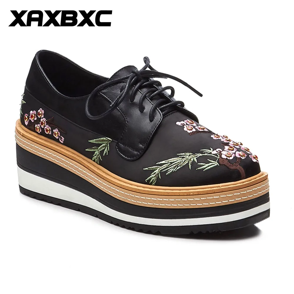 

XAXBXC 2018 Spring Retro British Style Embroidery Brogues Oxfords Platform Women Shoes Wedges Handmade Casual Lady Shoes