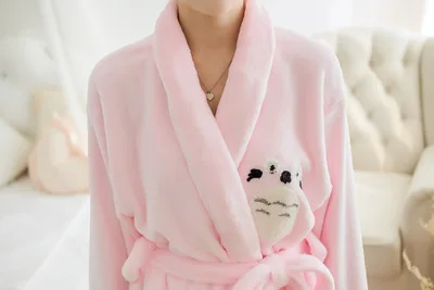 Модные Мультяшные фланелевые халаты для женщин осень зима плотный халат размера плюс пижамы до колен кимоно милый домашний халат - Цвет: galesaur pink