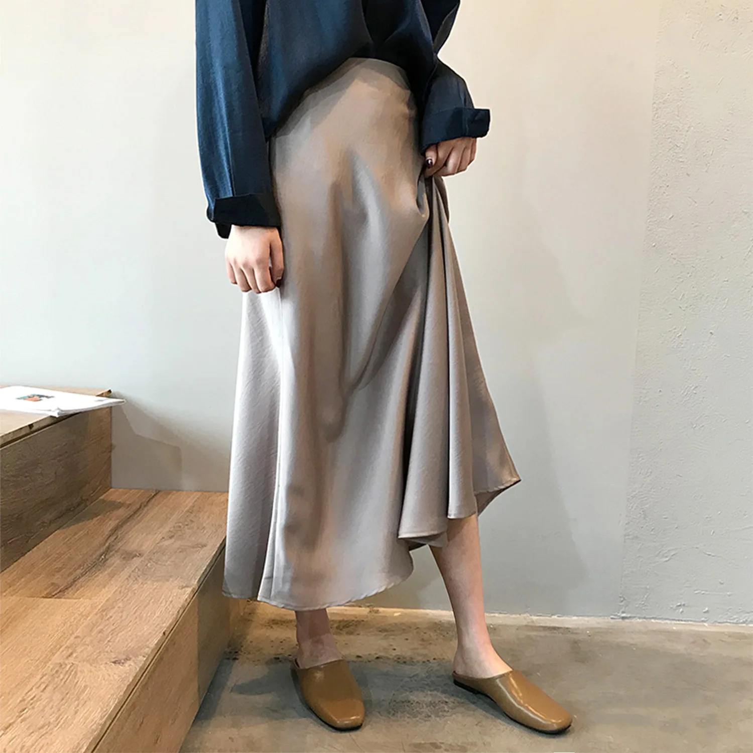 

Daily Apparel Female 2019 Fashion Casual Summer Skirts Vintage Simple Solid A Line Satin Long Elegant Skirt for Women