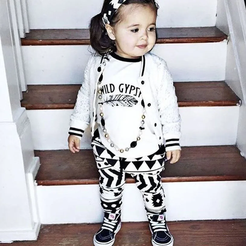 New Arrive 2017 Little baby kids clothes Fit spring autumn brand baby girl white colors 2pcs long sleeve suit clothes