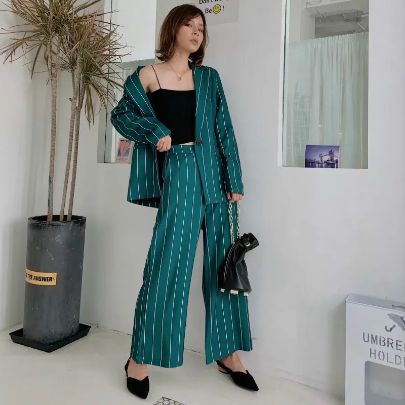 Suit suit female 2019 autumn new popular women's slim casual striped single button suit jacket loose wide leg pants two-piece