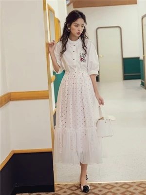 SWEETXUE Summer Fashion Temperament 2 Piece Suit White Embroidered Shirt High Waist Wave Point Mesh Skirt Casual Retro Set - Цвет: Photo Color