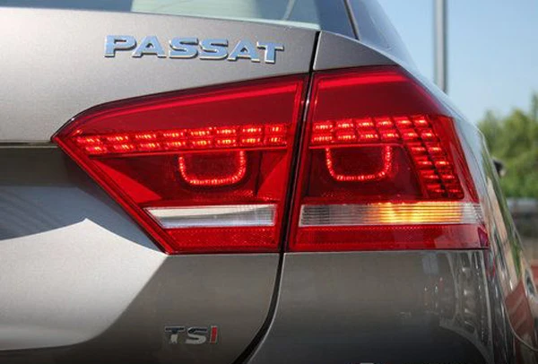 B7 LED (13)
