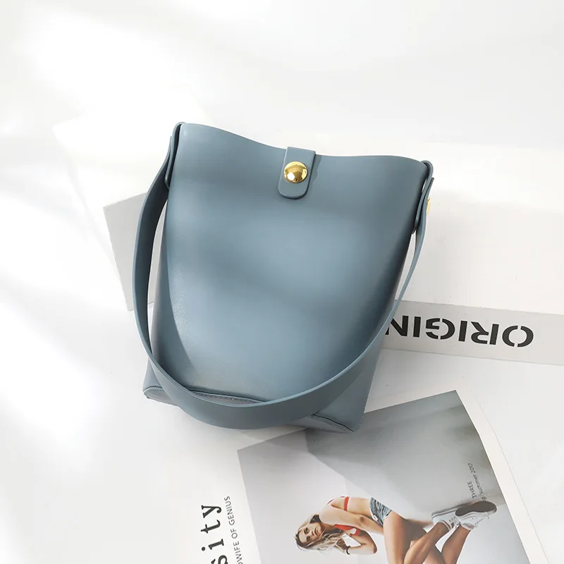 

JIULINBucket bag female 2019 summer new Korean version of the leather leather bag simple large-capacity broadband handheld