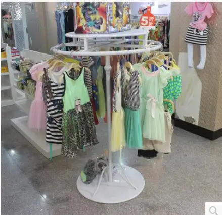 

The iron art garment frame rotates the hangers in a round frame