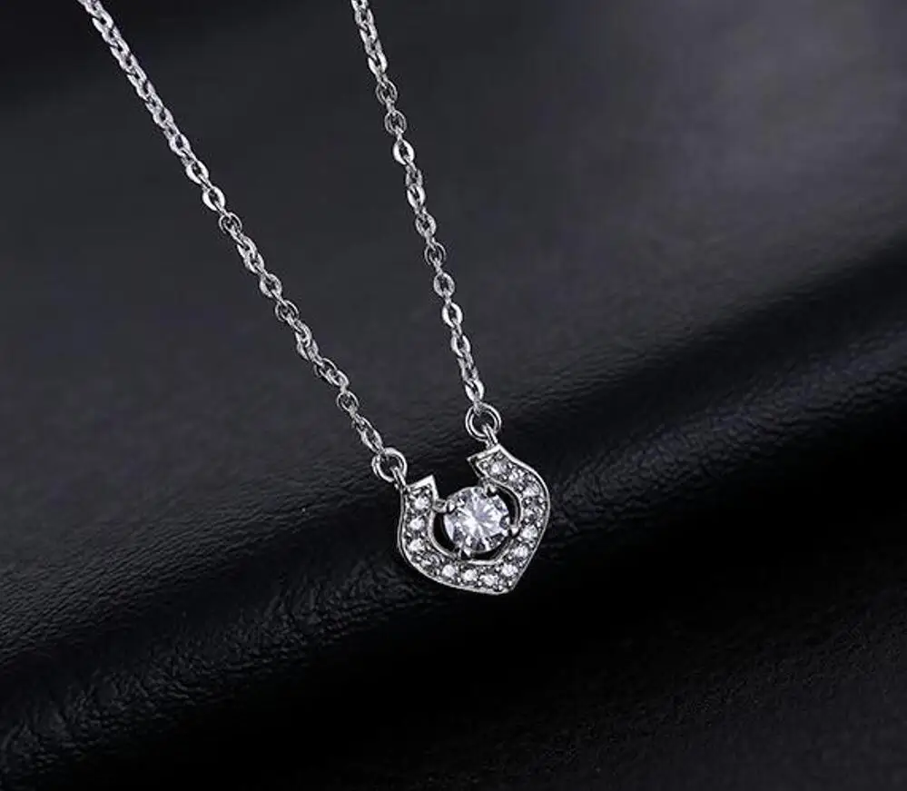 

New Design Hearts and Necklaces in 925 Sterling Silver for Women and Girls T0164