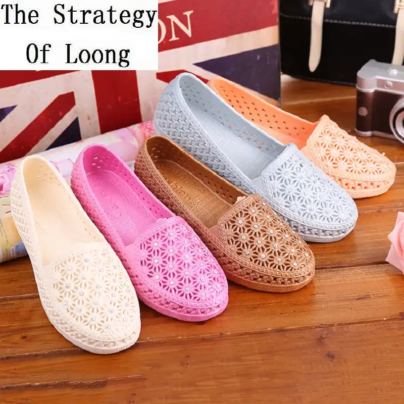 closed in summer shoes