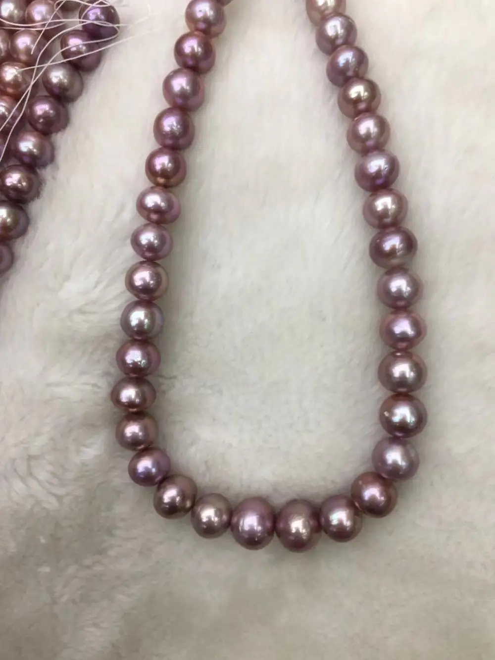 

GORGEOUS 12-13MM SOUTH SEA ROUND LAVENDER PEARL NECKLACE 18INCH 14K