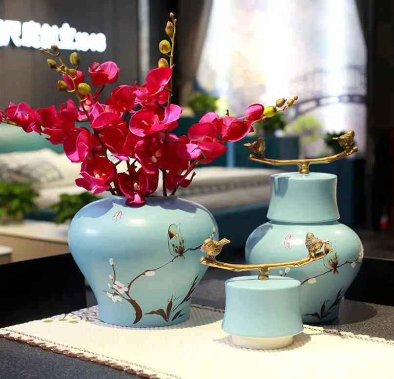 Handmade ceramic vase, the living room Home Furnishing porcelain, creative gifts, simple craft