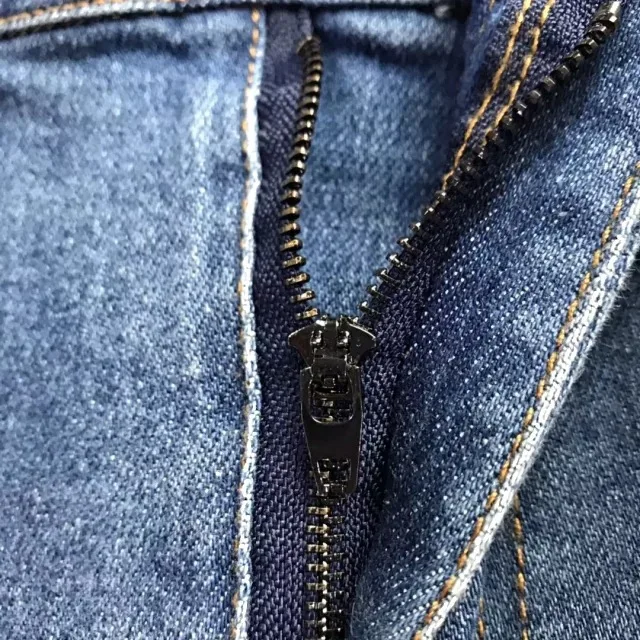 Женские джинсы 2019, украшенные цепочкой, узкие джинсы-стрейч