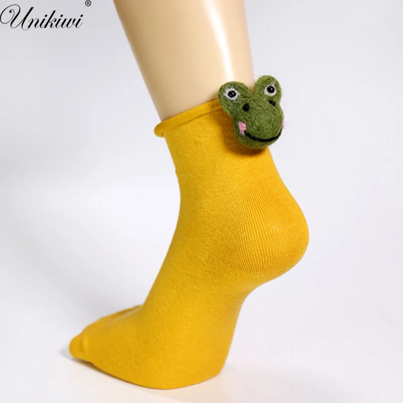 

UNIKIWI.Kawaii Women's Cartoon Frog Socks.Casual Yellow Color Felt Balls Ankle Socks.Girl Ladies Cute Animal Sox Hosen