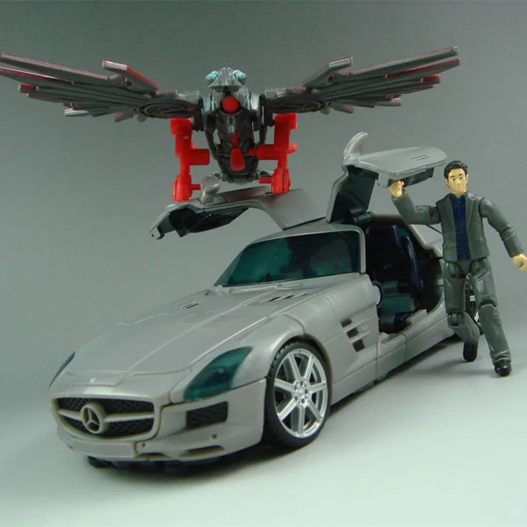 Mercedes из трансформеров 3