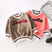 Новинка года; Толстый хлопковый флисовый свитер для маленьких мальчиков и девочек; утепленная детская модная куртка с буквенным принтом