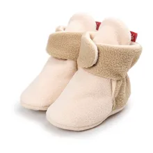 От 0 до 24 месяцев, для маленьких мальчиков и девочек обувь; Сезон Зима; Теплая обувь для новорожденных младенцев, пинетки с хлопковой подкладкой обувь для младенцев маленьких 12 видов цветов