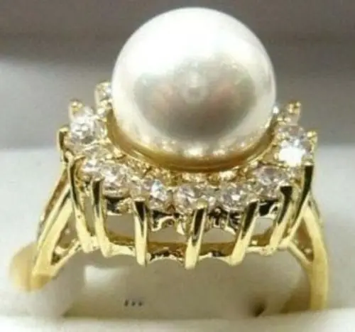 

shipping> --Beautiful white pearl gold plated ring , size 8#