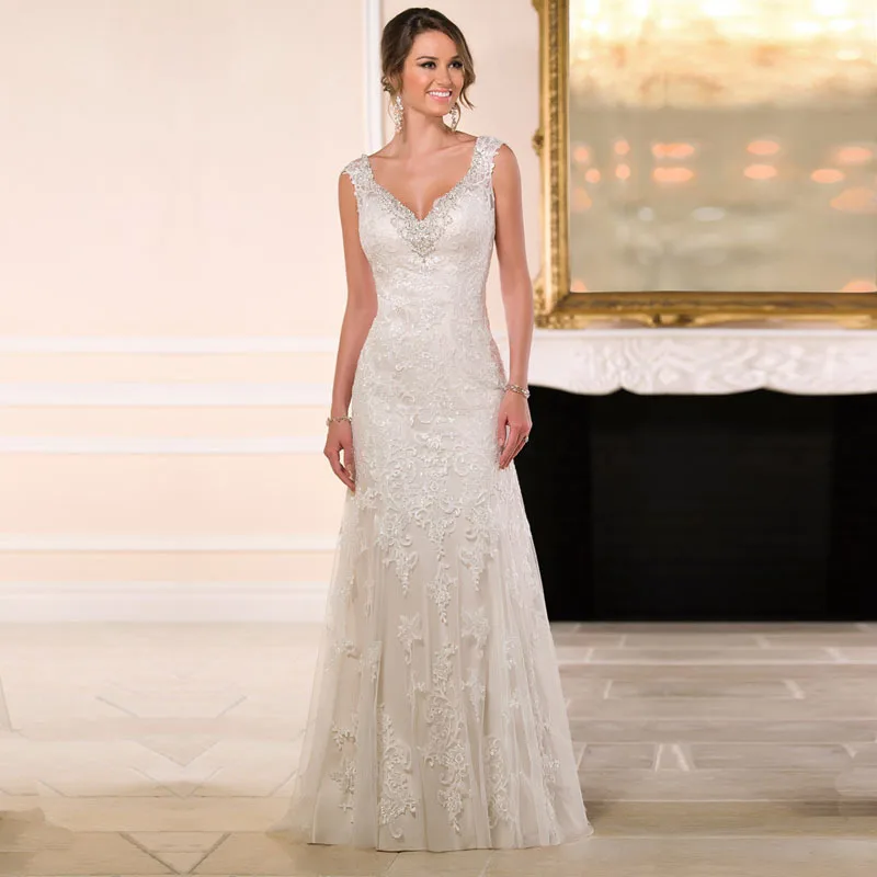 

V neck Appliques Beaded Sequins Ivory Lace Wedding Dresses 2017 New A line Wedding Dress Backless Custom vestidos de novia