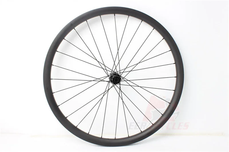 30mm x 33mm asymmetric mtb wheelset