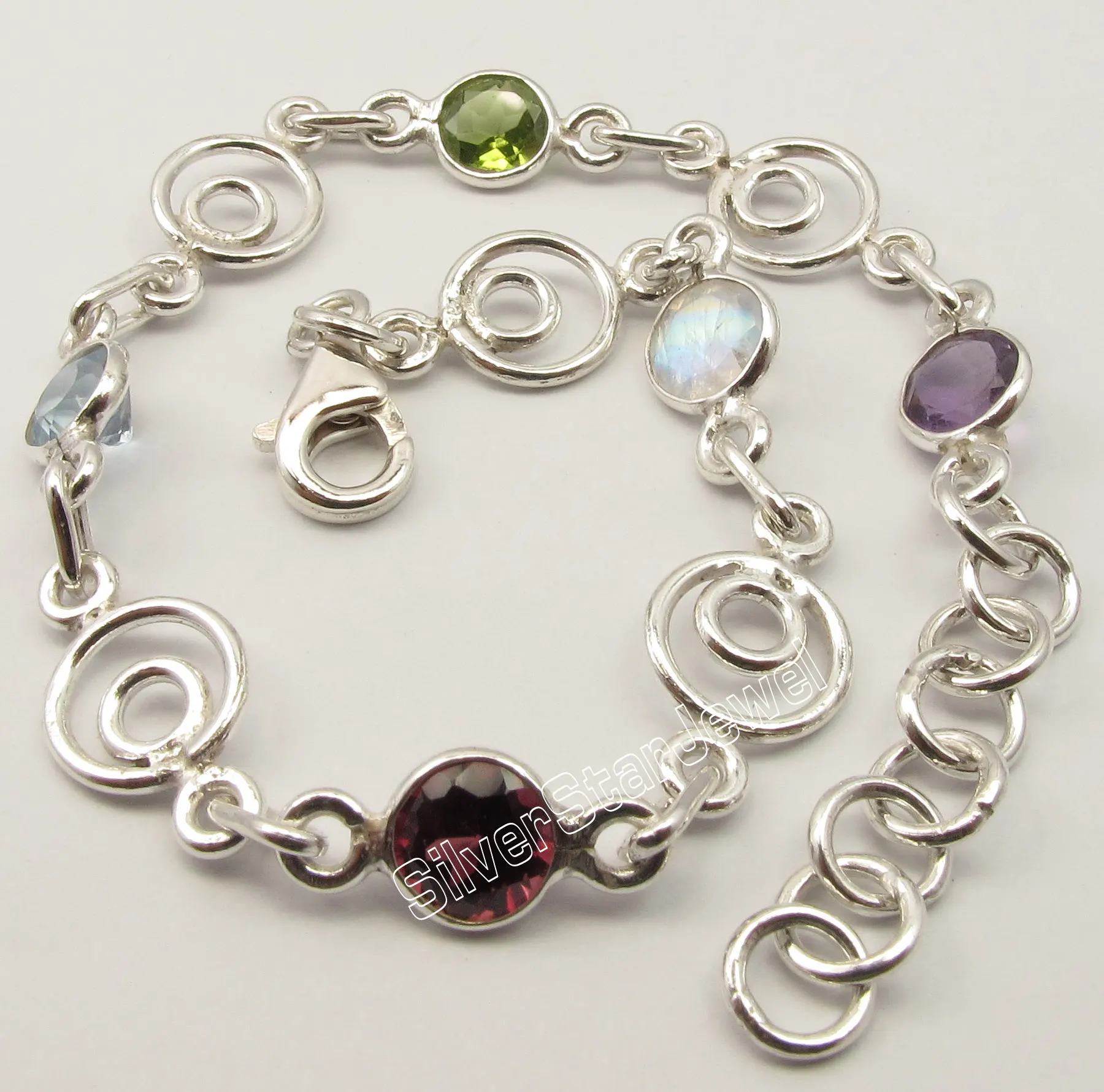 

Chanti International . Silver MULTISTONES TRENDY Lobster Lock Bracelet 8 3/8 Inches NEW