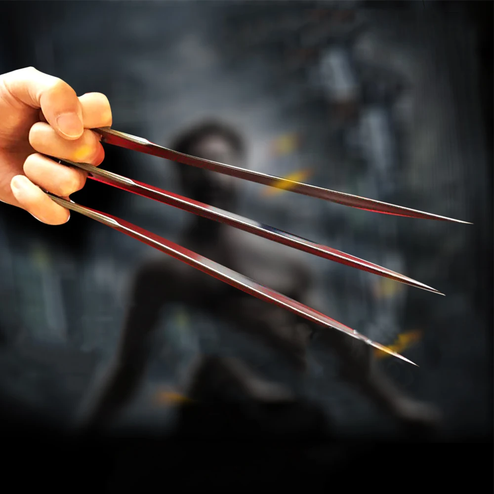 

Halloween Anime Show X-Men Logan Claws High Quality of Refinement ABS Cosplay Props Weapons Collection
