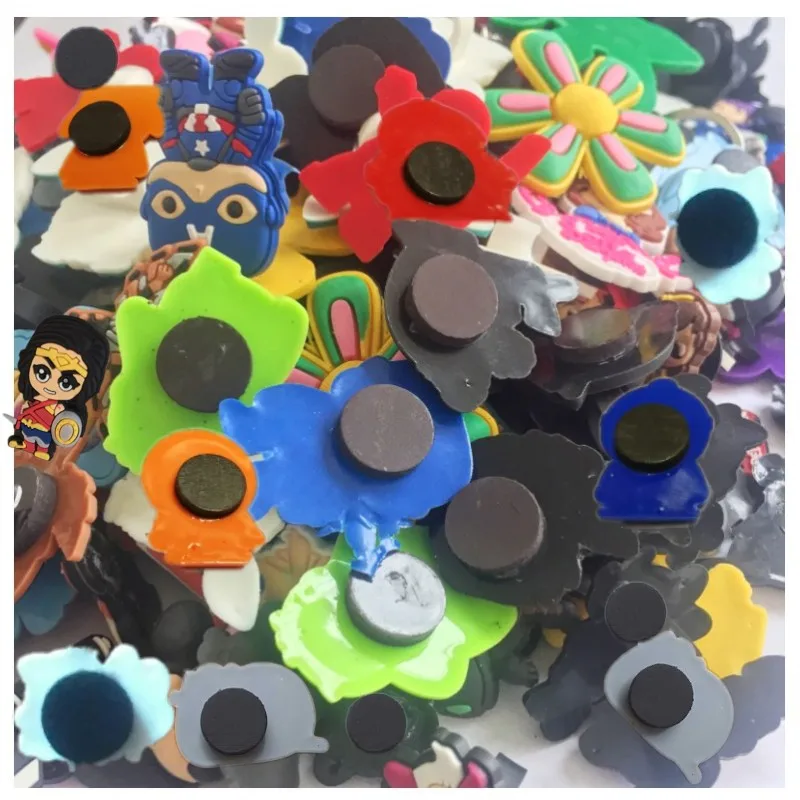 100pcs/lot Shipped by Random Cartoon PVC 1.3CM Fridge Magnets Souvenir Refrigerator Magnetic Stickers Party/Home Decor Kid Gift