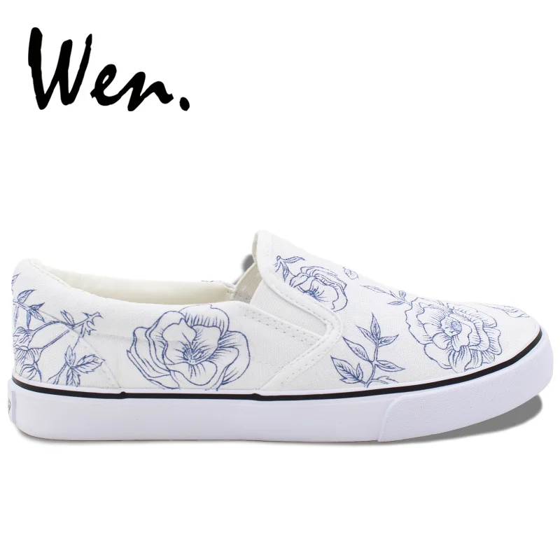 simple shoe painting