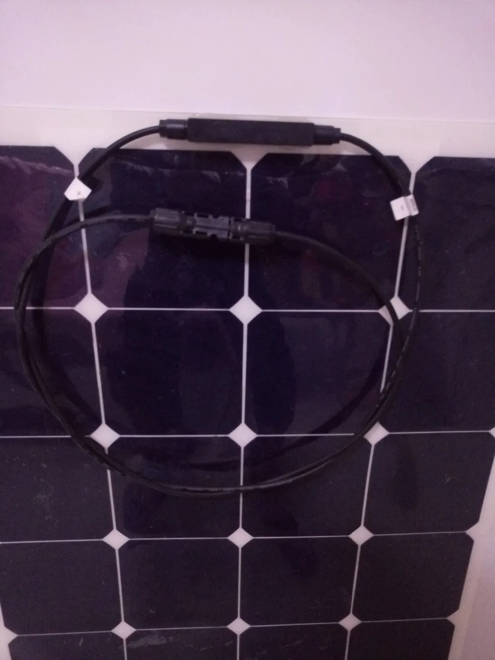 Самая выгодная цена, дешевая для продажи полугибкая 100 ватт солнечная панель 12 В высокая эффективность класс-солнечная батарея