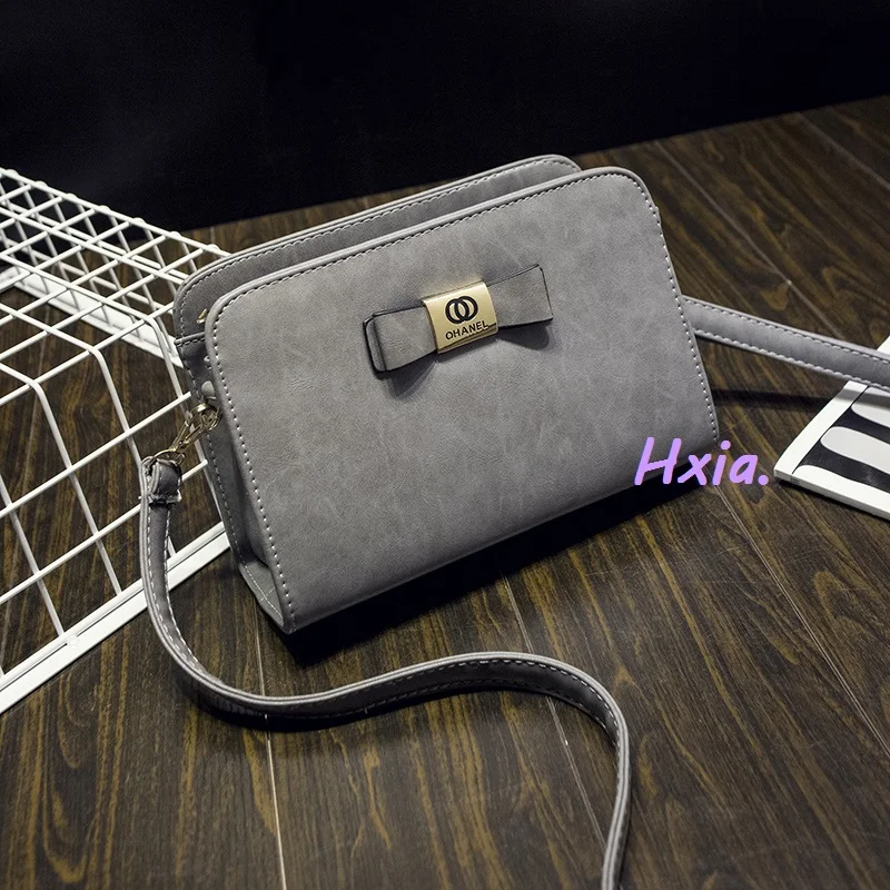 

Free shipping, 2016 new shoulder bag, fashion of the messenger bag, British retro handbags, fashion women messenger bags.