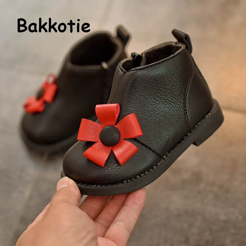 Bakkotie/ г. Зимние новые модные ботинки для маленьких девочек детская черная теплая обувь Брендовые ботильоны с цветочным принтом для детей преддошкольного возраста из кожи ПУ обувь - Цвет: Черный