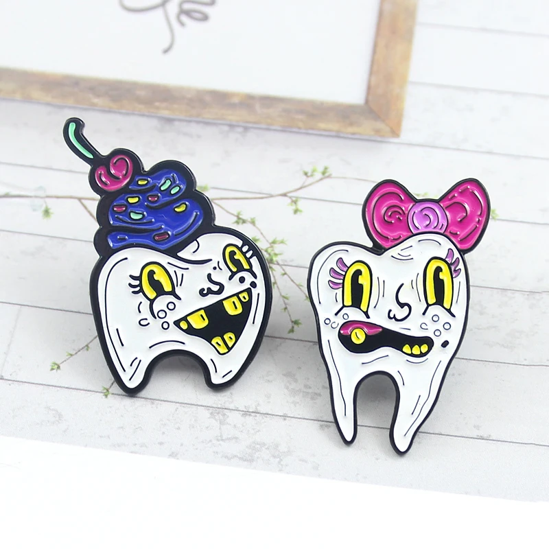 

Fashion tooth ice cream sugar Brooches Eat candy and tooth decay Brooch badge Cute Women Leather sweater Lapel Pin Accessories