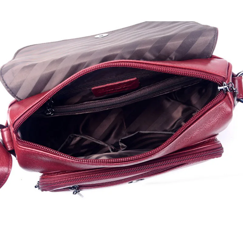BL766Red01