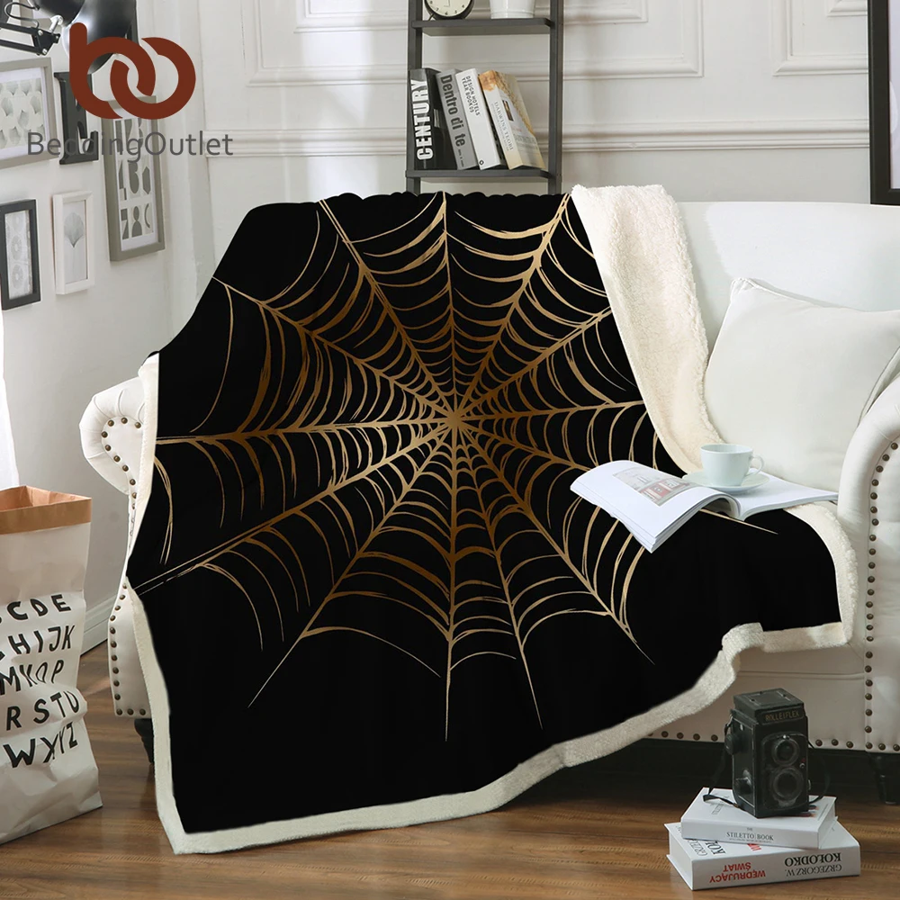 

BeddingOutlet Cobweb Sherpa Throw Blanket Golden and Black Bedspread Spiderweb Velvet Plush Blanket for Bed Sofa 130x150cm