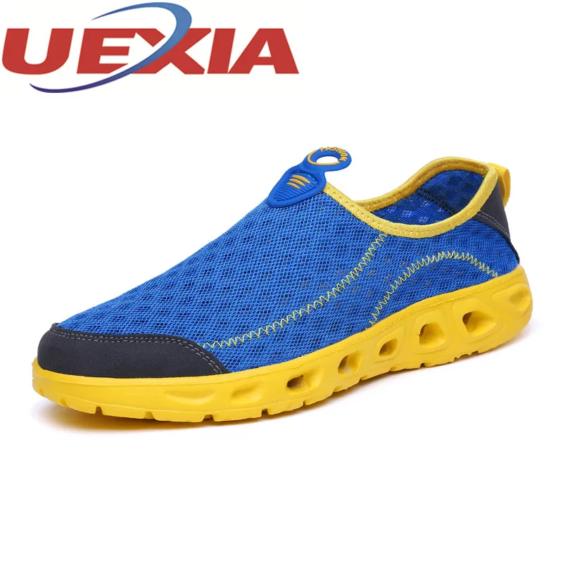 Summer Breathable Mesh Water Shoes Mens Casual Slip On Sneakers Shoes For Male Outdoor