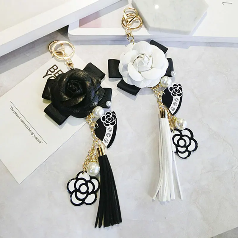 Luxury Bag Black White Woman Keychain Plush Car Camellia Bags key chain