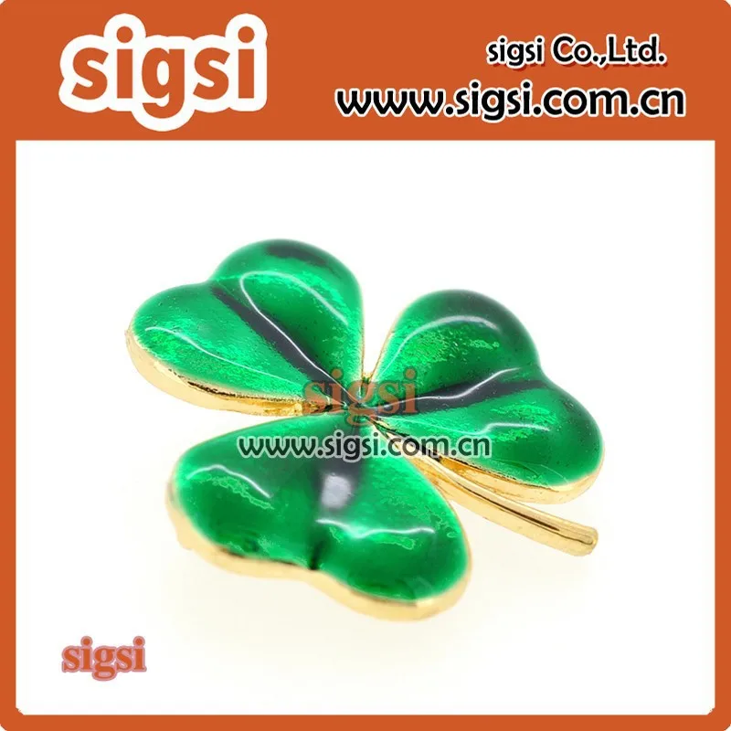 Wholesale 35mm gold plated fancy enamel three leaf clover shamrock