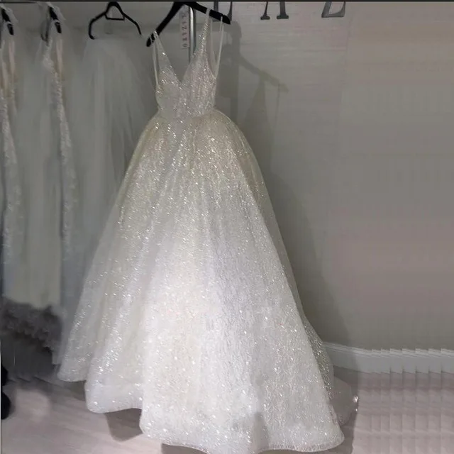 

White Sparkly Sequins Tulle Hot Gowns Spaghetti Strap V-Neck Backless 2019 Gown Floor-Length Formal Party Dress Custom Made
