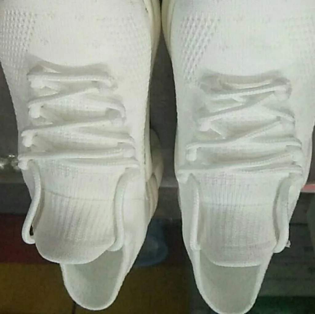 SAGACE new fashion sneakers breathable lacing stability rubber flying woven sports casual student net shoes