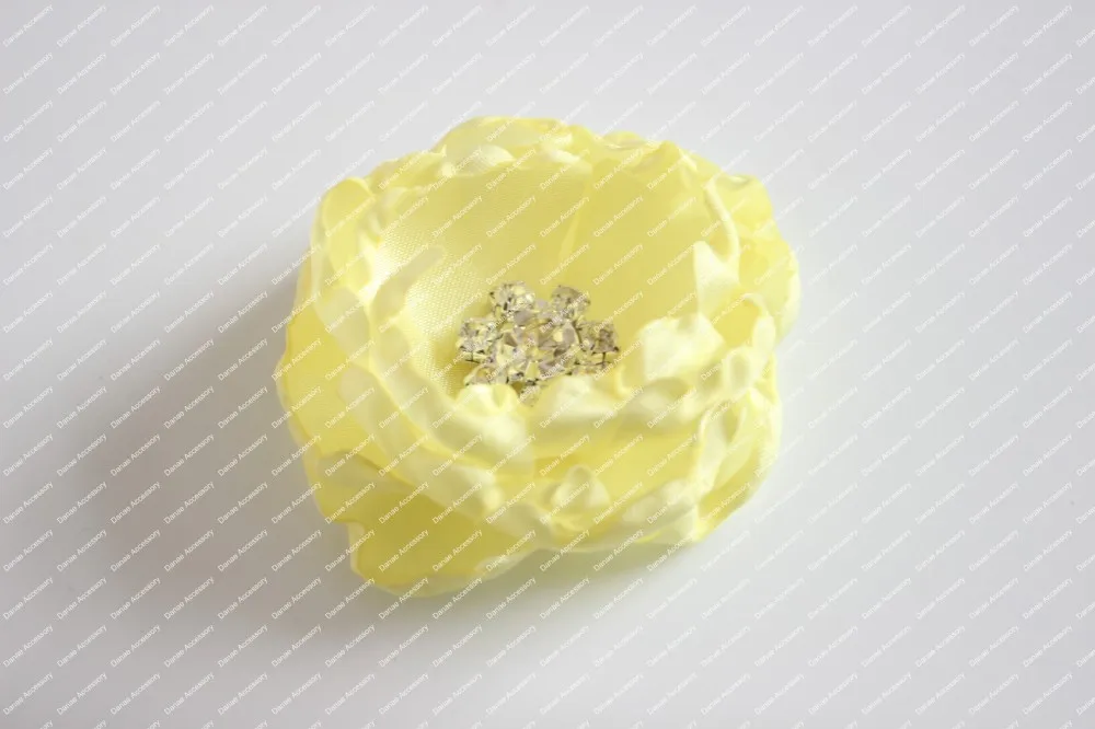 Рисунок 2 - Романтический атласный цветок со сжиженными краями