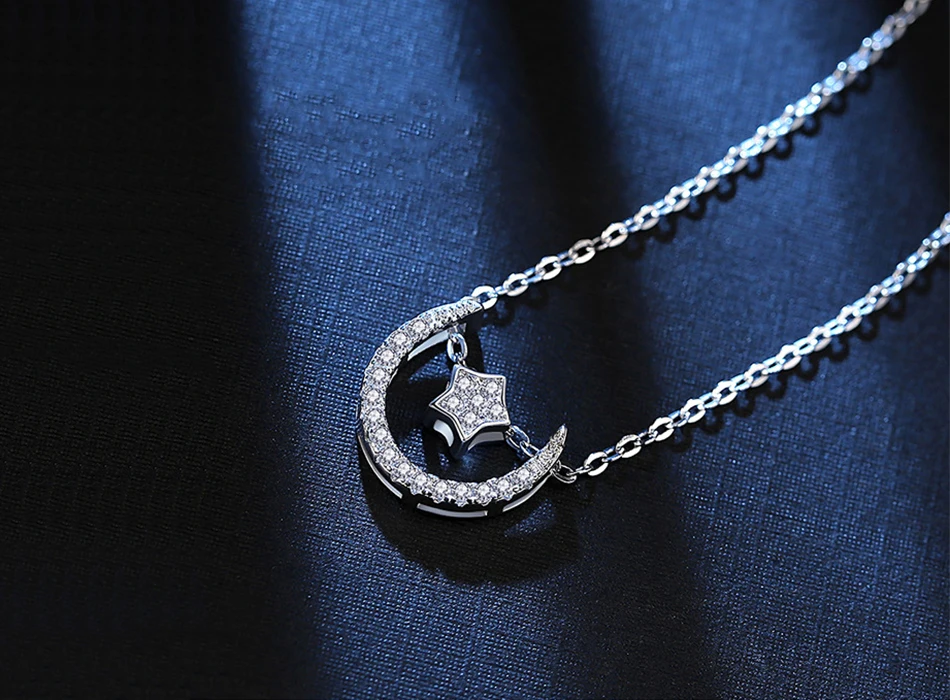 4555086049_621226800