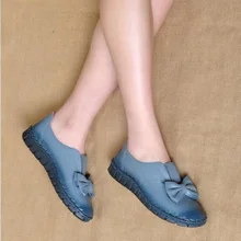 Удобная женская обувь ручной работы на мягкой подошве в стиле ретро; повседневная черная обувь из натуральной кожи; большие размеры Материнские туфли для пожилых людей