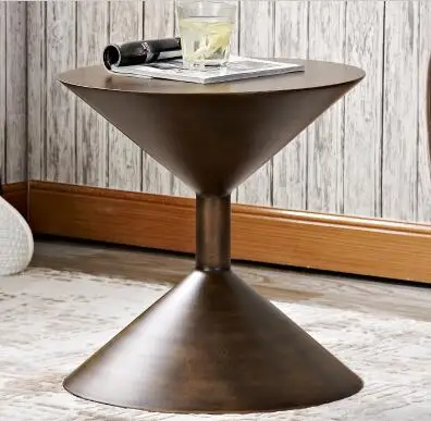 Мраморная сторона несколько роскошных Инс дизайнерские креативные маленькие квартиры гостиной диван маленький столик журнальный столик металл