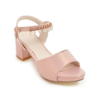 

With hollow out in the summer of 2018 the new comfortable thick with cingulate diamond 32-43 yards sandals of 1849 students