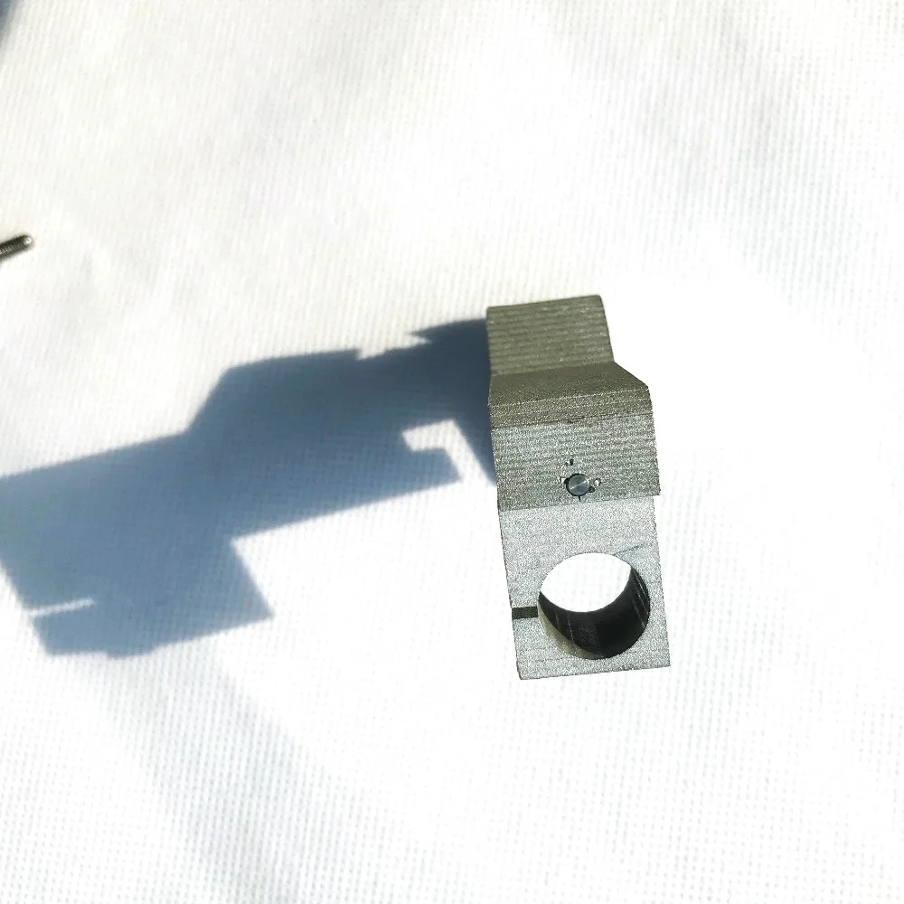 Монтажный кронштейн для пистон-дозатор HF1001, HF1002, HF1003, HF1004, HF1005