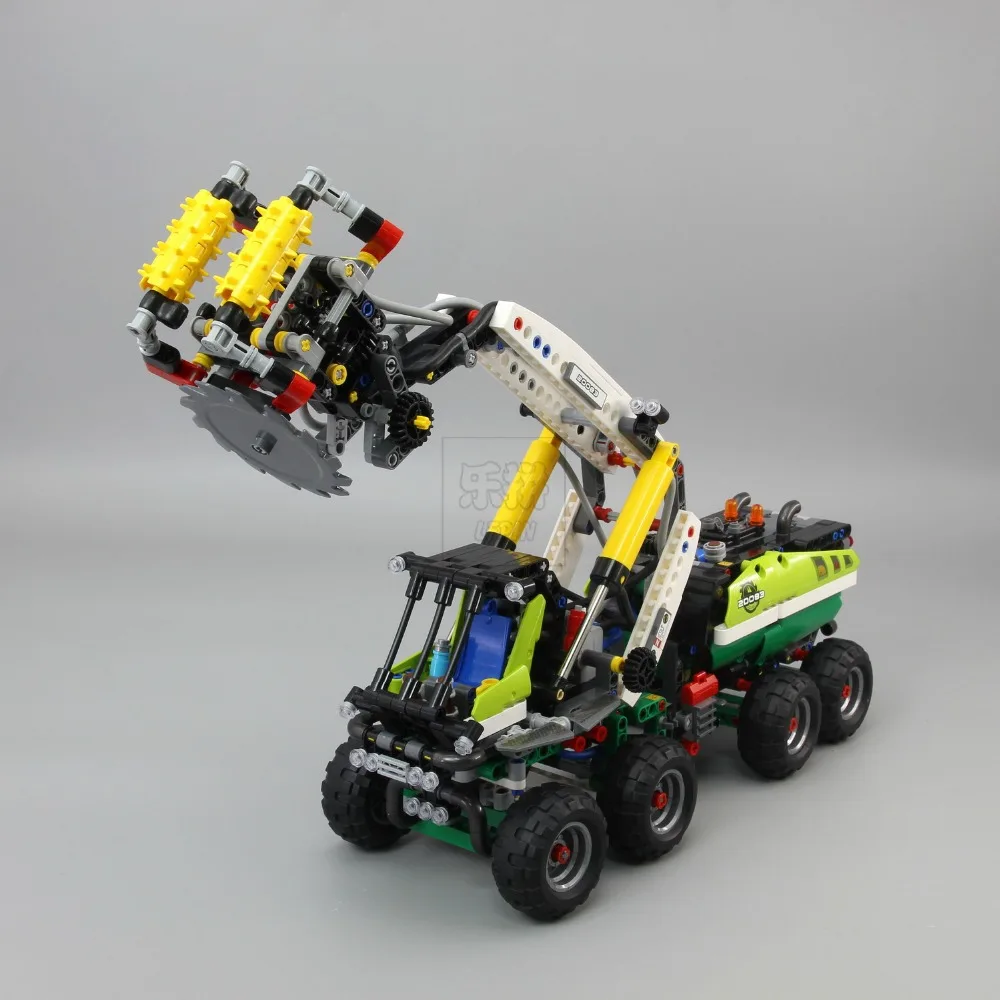 

Lepin 20083 Technic Toys The Legoing 42080 Forest Harvester Set Buidling Blocks Bricks Funny Car Model Kids Toys Christmas Gifts