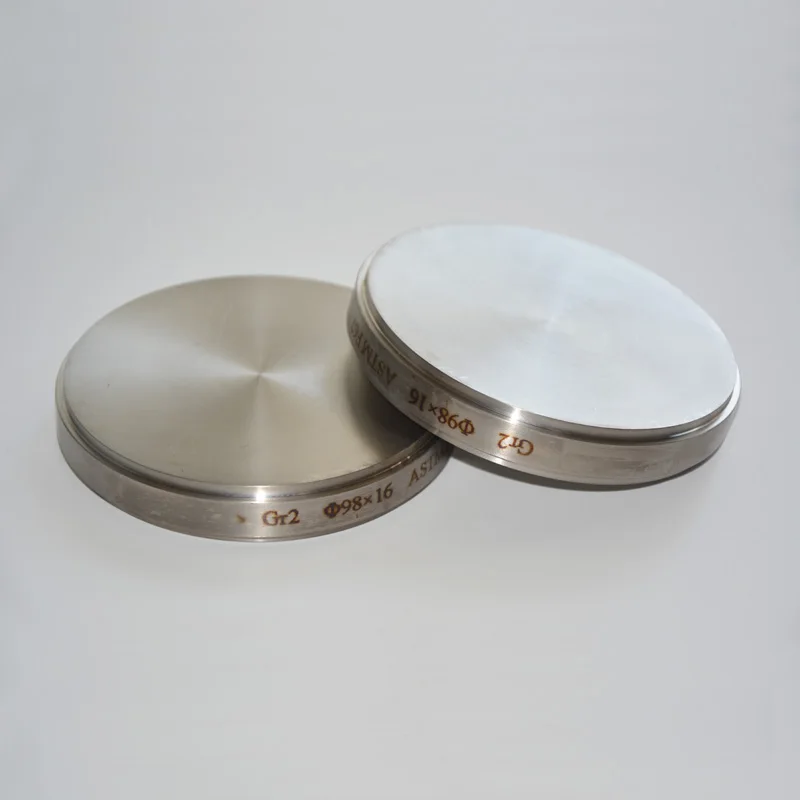 Титаниум руда. Titanium material. Покрытие никель титан. Шток хромированный ск45. Титан материал производство.