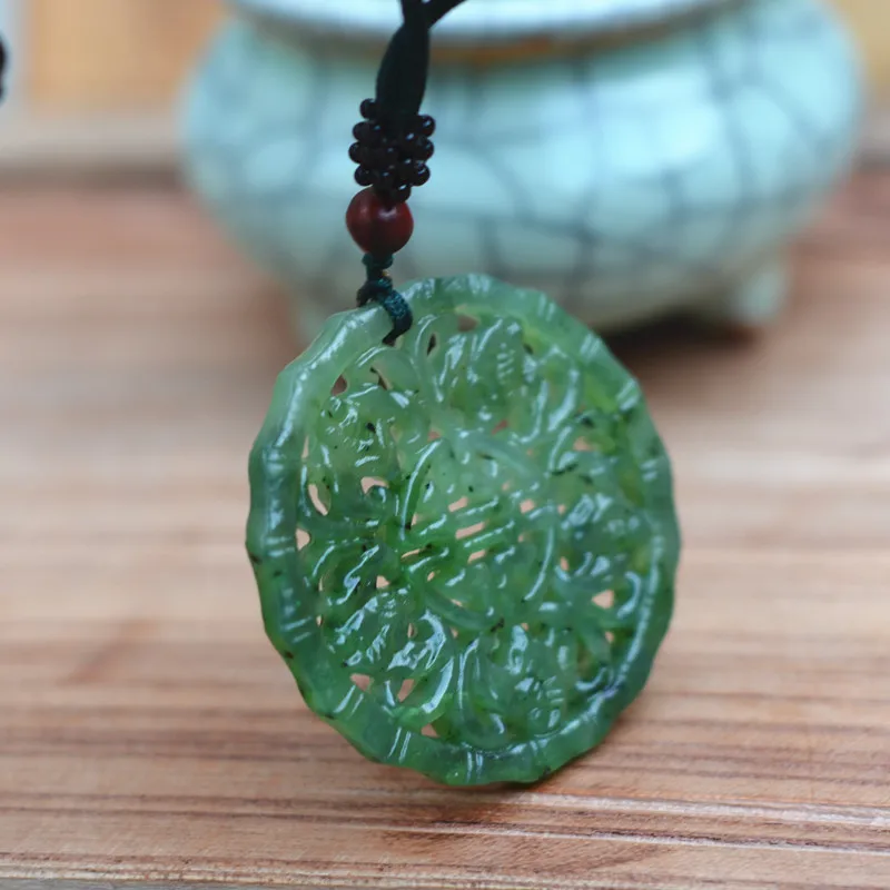 Chinois Natural HeTIan Jade Hand-Carved Pendentif 降魔杵 Collier Lucky amulet 